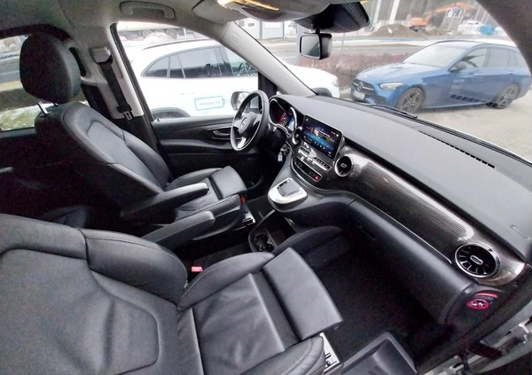 Mercedes-Benz Klasa V cena 342555 przebieg: 29000, rok produkcji 2023 z Woźniki małe 67
